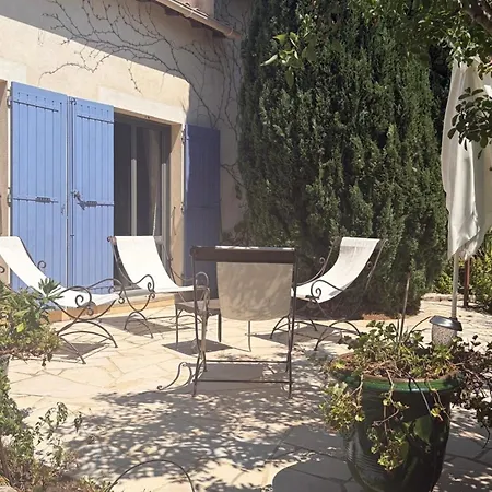 House With Swimming Pool In * Villeneuve-lès-Avignon