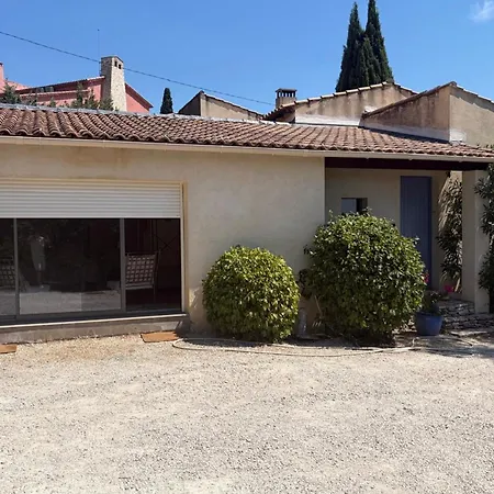 House With Swimming Pool In *